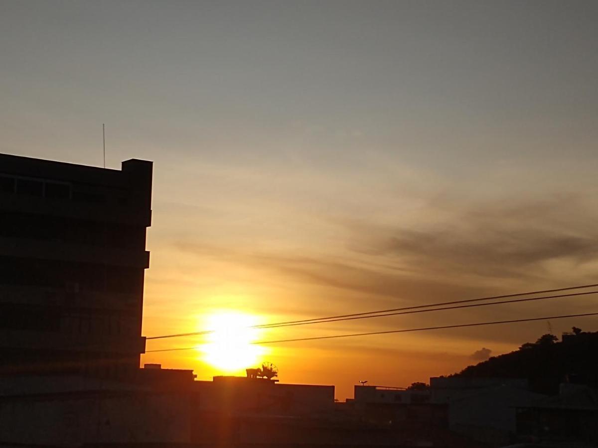Apartamento Aconchegante No Centro De Cabo Frio Esterno foto